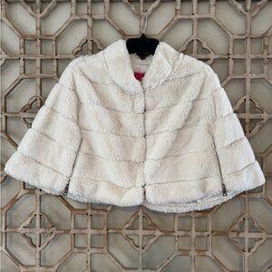 Betsy Johnson Ivory Faux Fur Cape